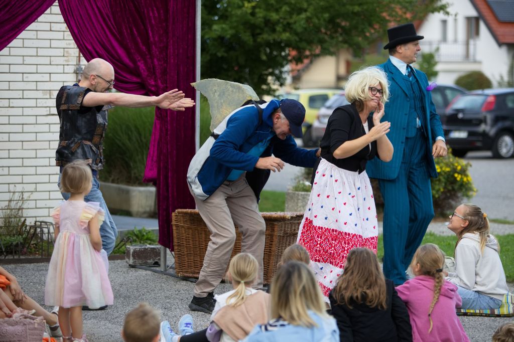 Firtl Teater Pekre 2025