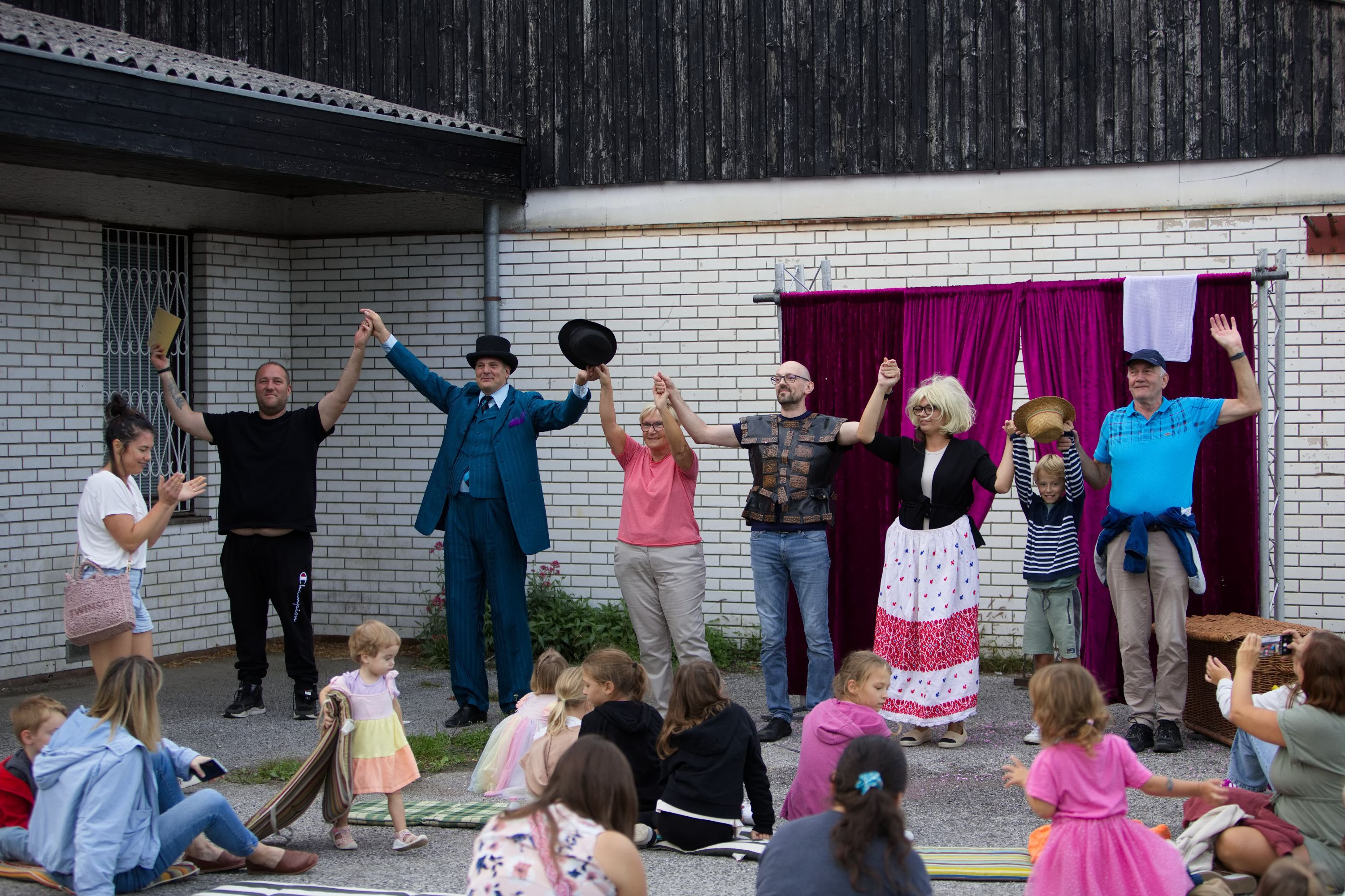 Firtl Teater Pekre 2025